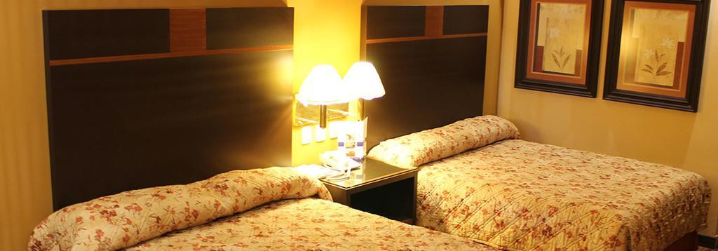 Hotel Plaza Las Quintas Hermosillo Exterior photo